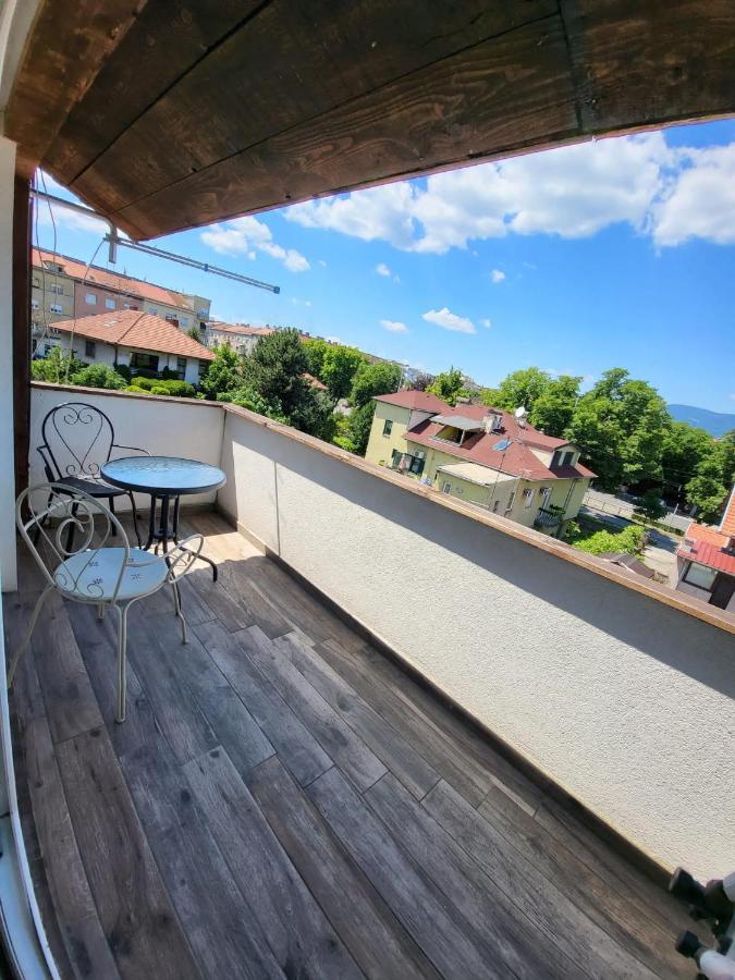 Apartman Buzanova Apartment Загреб Екстериор снимка