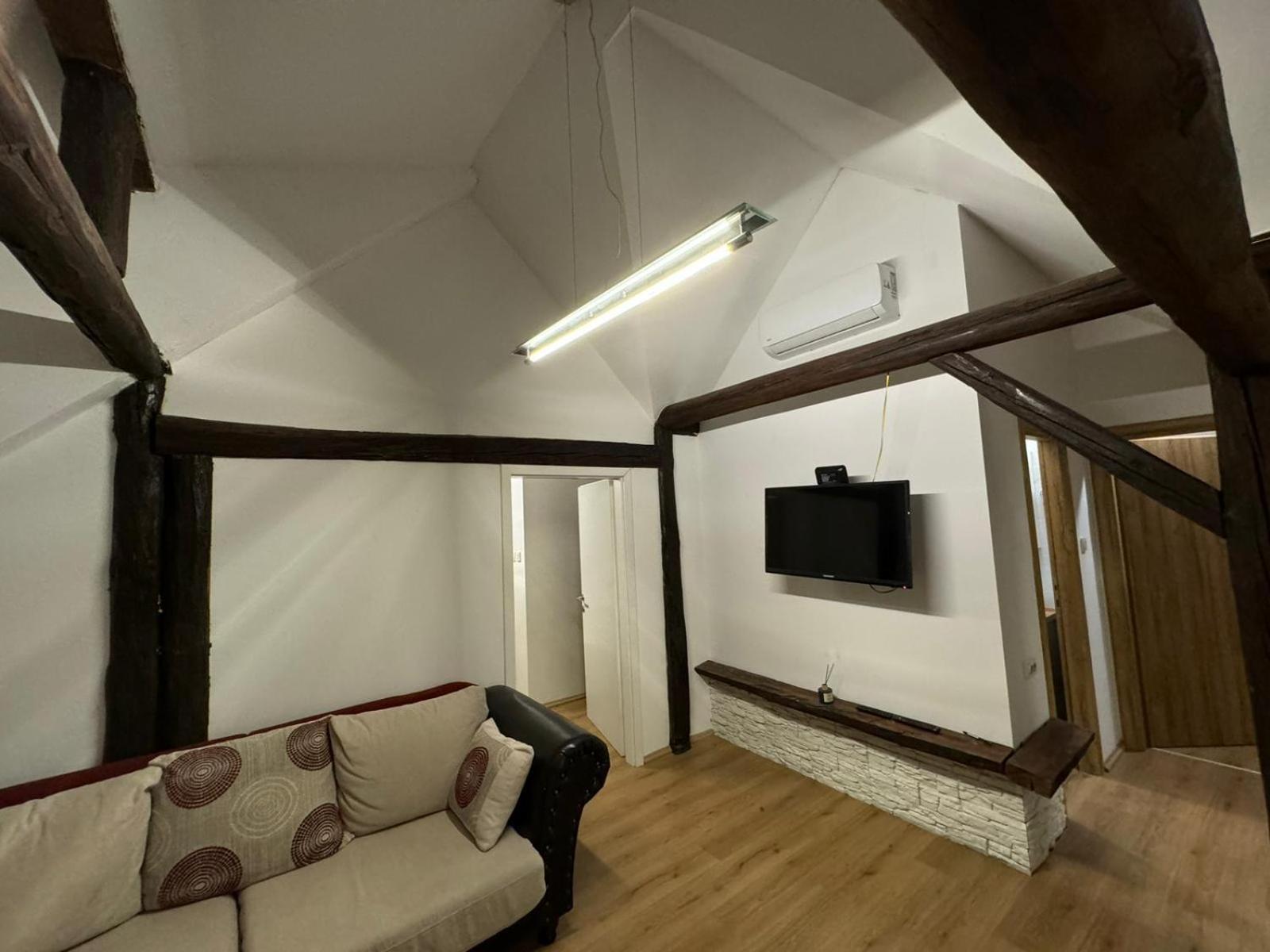 Apartman Buzanova Apartment Загреб Екстериор снимка